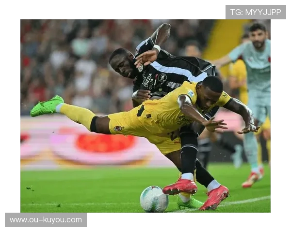 意甲解说:深度分析意大利足球风云与赛场幕后故事